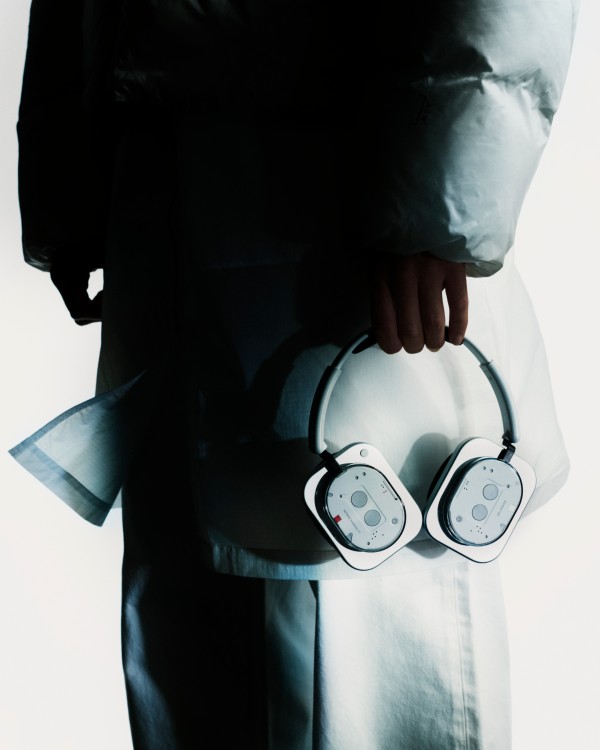 最佳100”获奖品牌Nothing