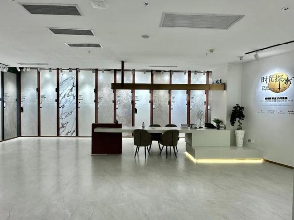 以“净白价值体系”锚定未来,欧福莱陶瓷率先响应5A新国标