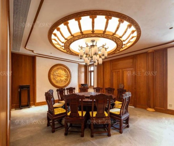 卓木王红木整装餐厅案例：木韵华章，宴启乾坤