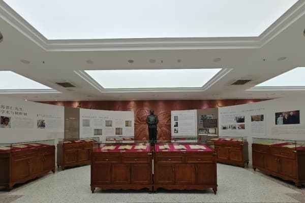 苏晋仁先生、萧炼子女士著作与藏书捐赠仪式暨学术文化系列活动隆重举行