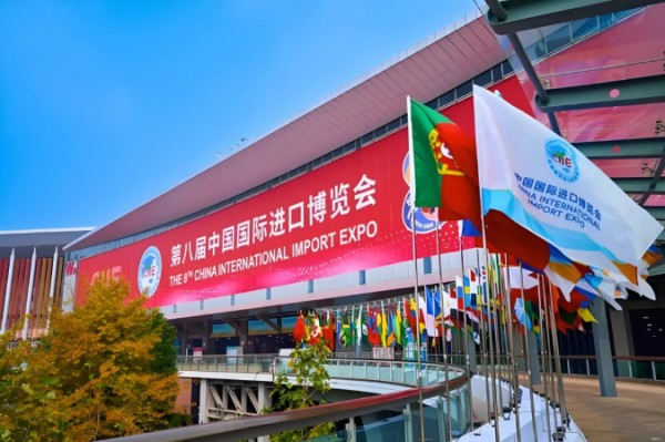 进博东风劲 智谷启新程丨长三角绿洲智谷·赵巷园区以硬核优势承接进博会溢出效应