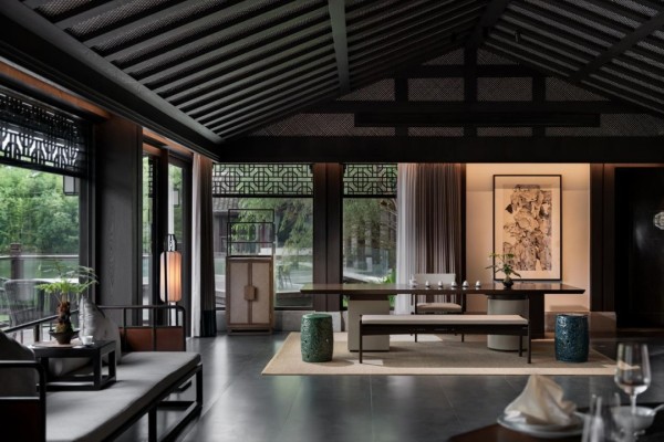 三峰照明以专色光智塑宋韵美学，杭州西溪庄园项目携手高端设计师私域品牌诠释智能灯光新高度