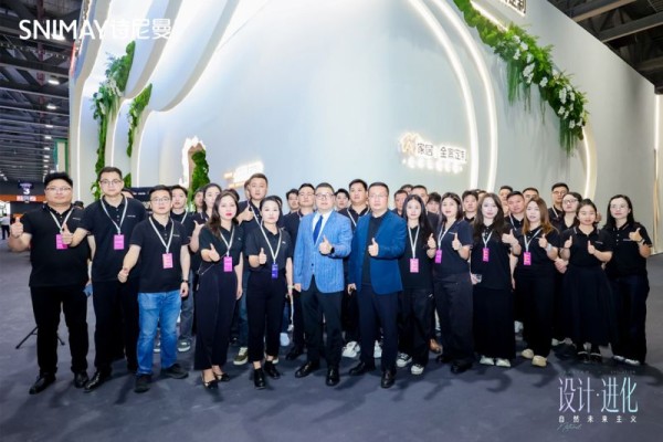 设计年轻生活丨AI家居×广州定制展，以「AI智能+全案定制」开启年轻生活新范式