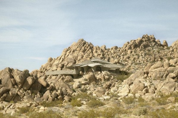 荒野名邸中的睡眠艺术，海丝腾演绎世界顶奢旅居首选