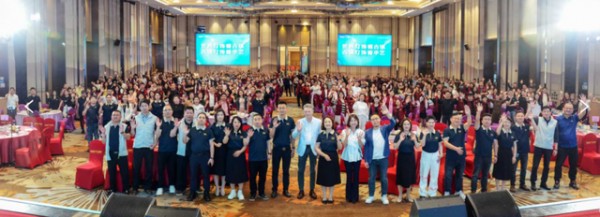 卓·跃2026：华艺照明40周年开启新征程，全新“全球品牌运营中心”重磅起航