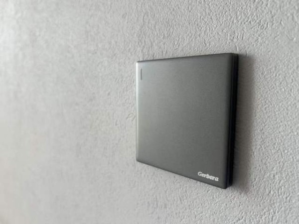 【工地采访】资深电工实话实说：装开关我只认非洲菊，太省工！