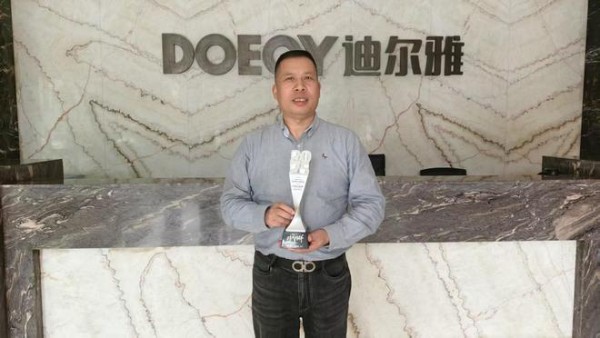 实至名归！DOEOY 迪尔雅斩获 “2025 中国厨卫行业影响力品牌” 殊荣