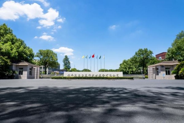 兔宝宝和莫干山选哪个?2026选购指南