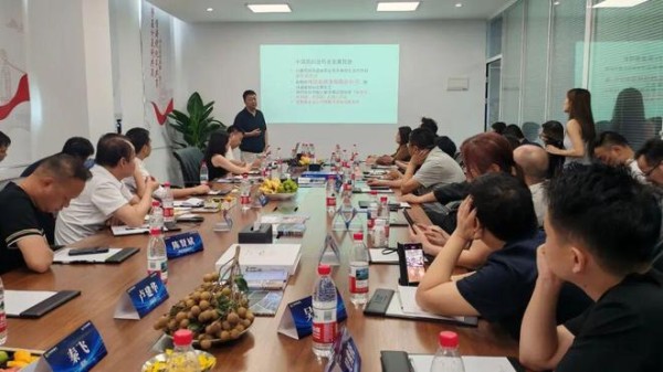 从“风口扩张”到“体系竞争”,装配式装修如何重构局旧改赛道?
